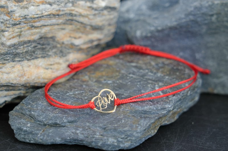 Bransoletka ze złota na walentynki.jpg