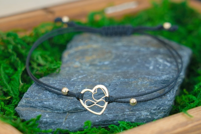 Złota bransoletka sznurkowa dla niej i dla niego – serce i nieskończoność.jpg