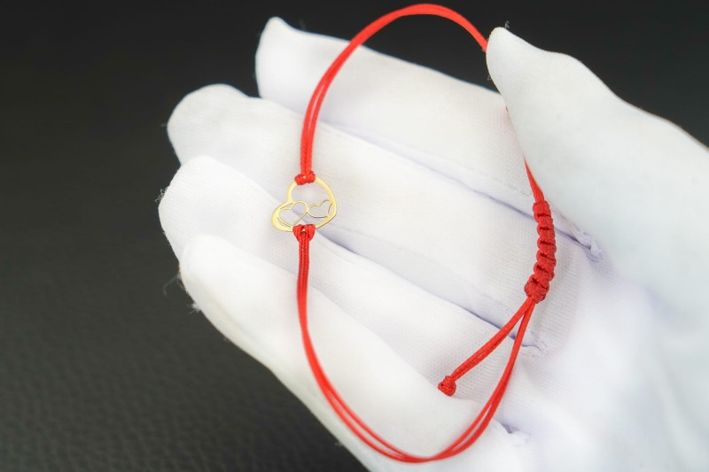 Złota bransoletka na walentyki.jpg