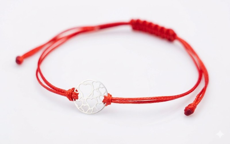 minimalistyczna-bizuteria-srebrna-czerwony-sznurek-makrama (3).jpg