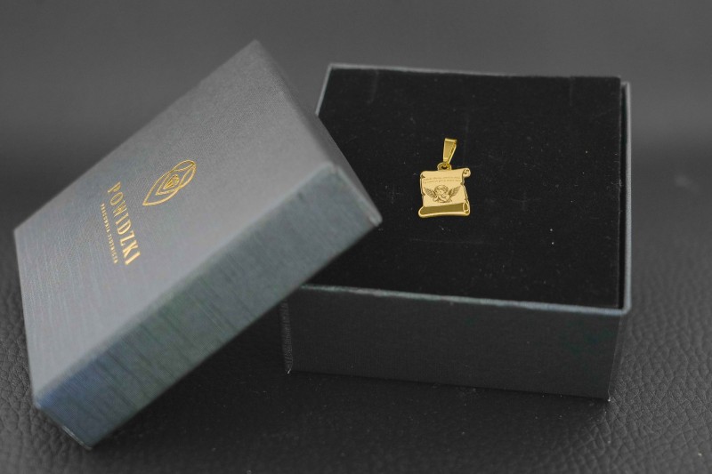 elegancki-zloty-medalik-pudelko-prezentowe.jpg.jpg