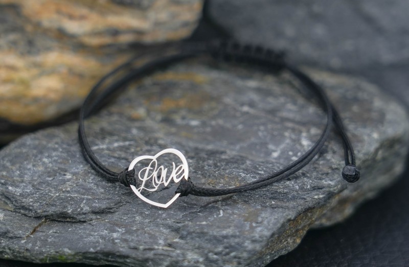 srebrna-bransoletka-czarny-sznurek-serce-love.jpg