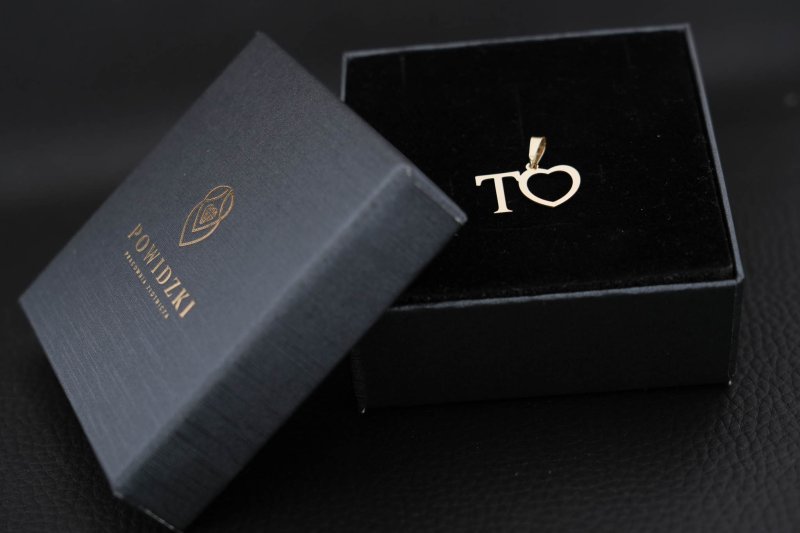 bizuteria-personalizowana-zlota-literka-t-0-6g.jpg