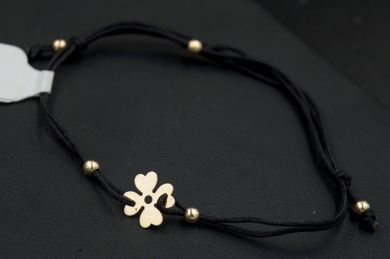 bransoletka koniczynka na czarnym rzemyku.jpg