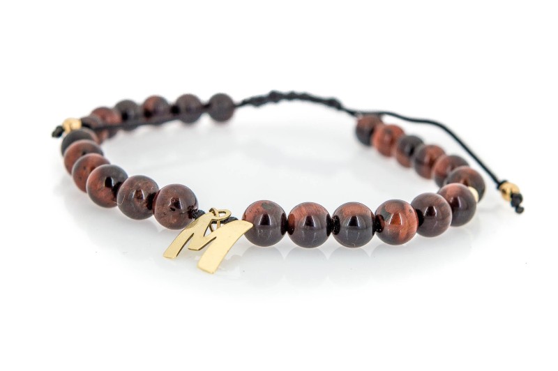 Biżuteria na rękę bawole oko i literka ze złota M.jpg