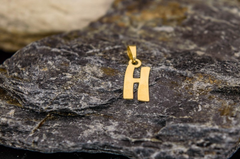 zawieszka litera alfabetu.jpg