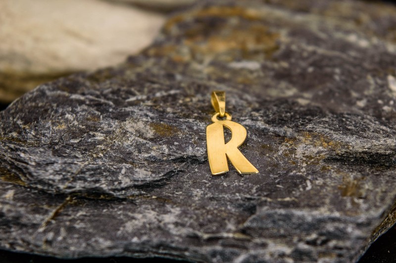 zawieszka litera alfabetu.jpg