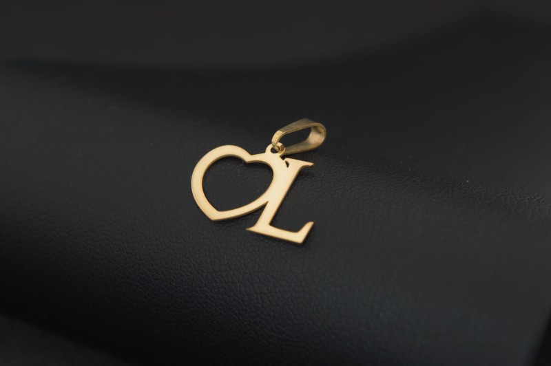 złota zawieszka serce .jpg