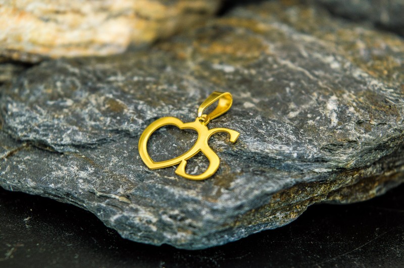 zawieszka złota serce.jpg