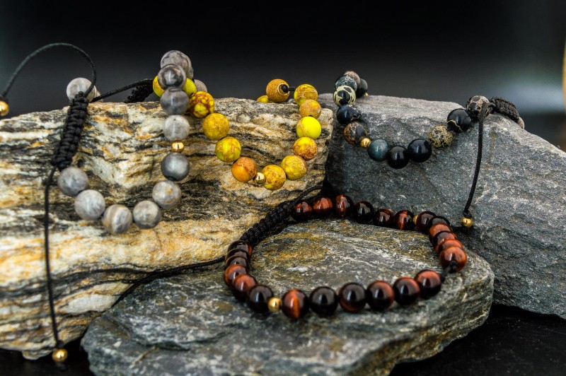 bransoletki z kamieni naturalnych.jpg