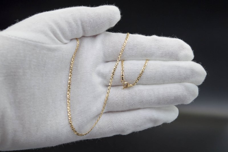 złoty łańcuszek gucci.jpg