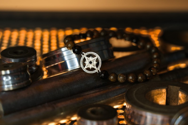 Runy odyna i kompas róża wiatrów.jpg