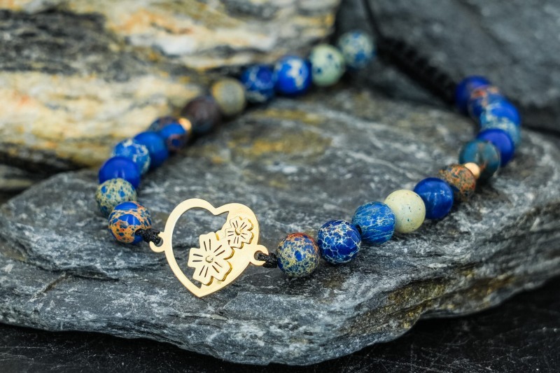 Bransoletka z naturalnymi kamieniami serce z kwiatami.jpg