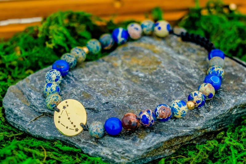 Bransoletka ze złota znak zodiaku koziorożec.jpg