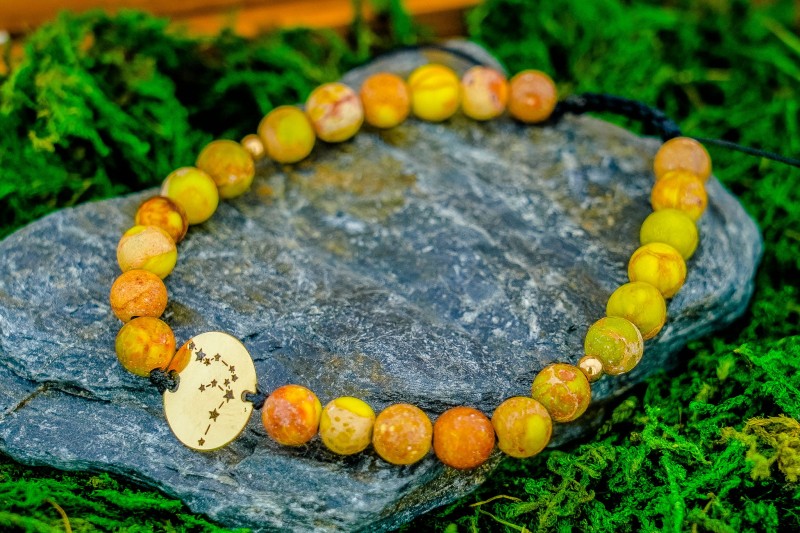 Wodnik bransoletka na rękę znak zodiaku złoty.jpg