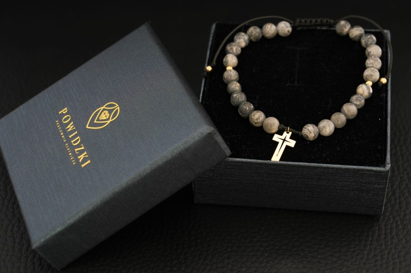 Bransoletka krzyżyk i naturalne kamienie.jpg