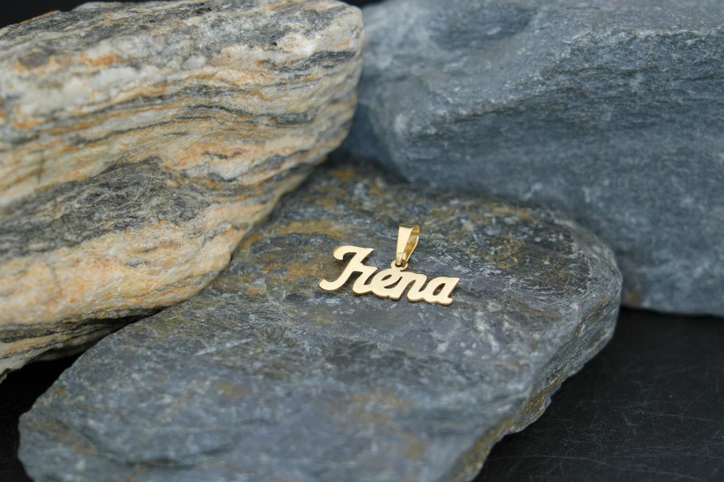 personalizowany-wisiorek-imie-irena.jpg