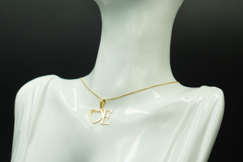 Litera E złota zawieszka serce złoto 585.jpg